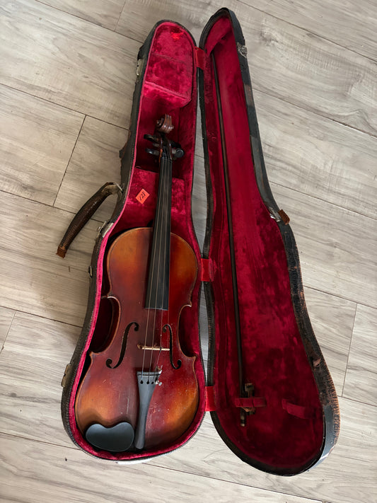 Antique Violin with Flamed Maple Back, Bow & Vintage Case — Early 1900s, As-Is Project Instrument