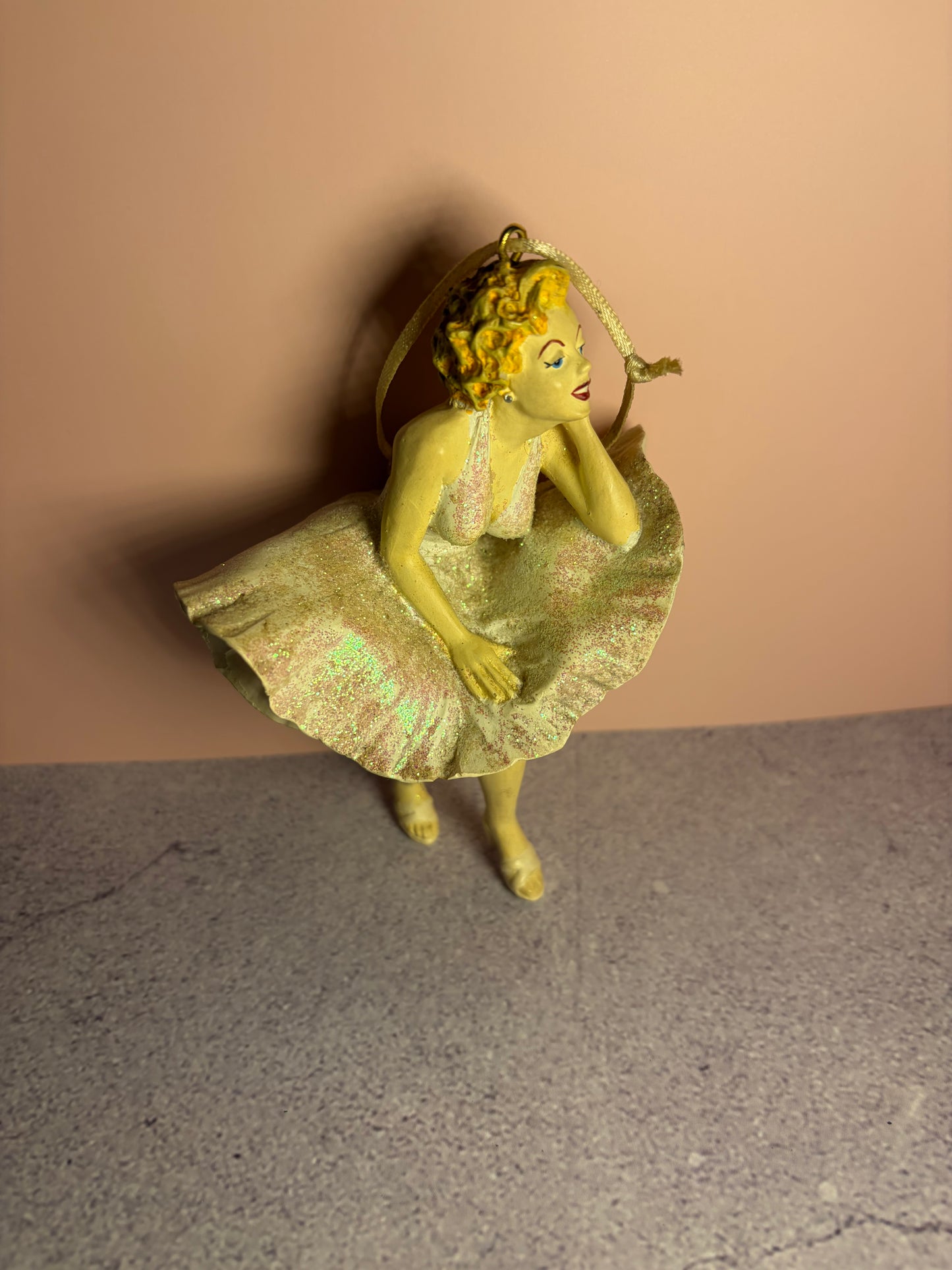 Vintage 1950s Marilyn Monroe "Seven Year Itch" Ceramic Ornament — As Found