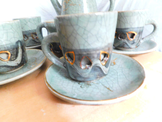 Juego de té vintage de cerámica Obori Soma | 8 piezas | Esmalte craquelado celadón y caballo al galope en oro | Japón