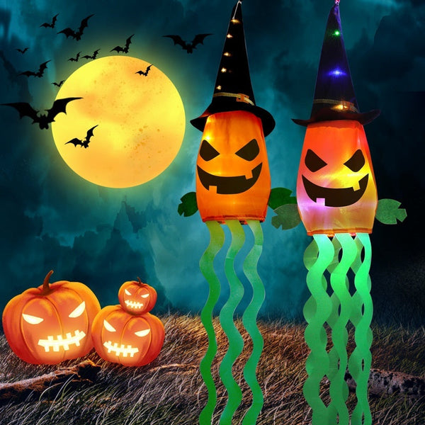 Light-Up Skull Halloween Lamp
